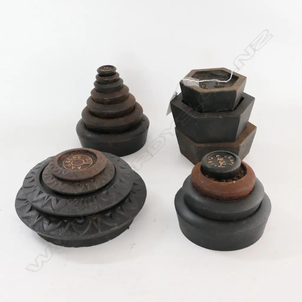PART SETS OF CAST IRON NESTING WEIGHTS Image 1++